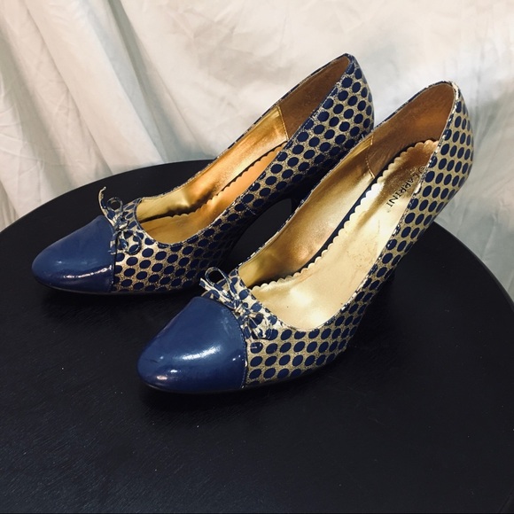 Carrini blue pumps size 11W - Picture 2 of 8